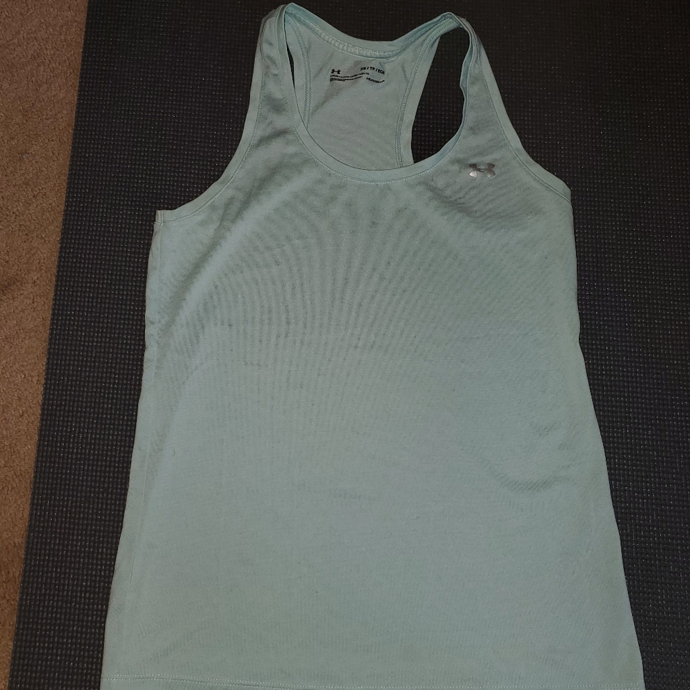 Under armour workout top